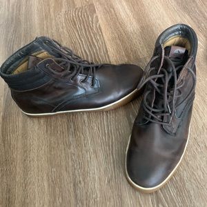 Brown Aldo High top shoes